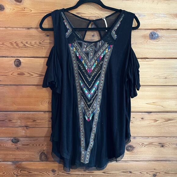 Free People Top Love Spell Cut Out Mesh Keyhole Tee Shirt Embroidered Tribal - Picture 2 of 7